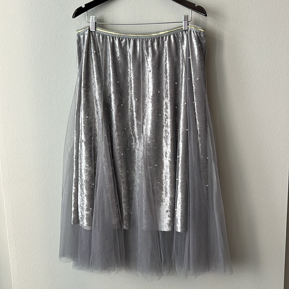 RAGA Anthropologie Velvet Midi Skirt w/Pearl Detail & Tulle Overlay Gray Size 1X
